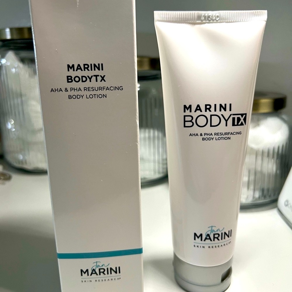 Jan Marini BodyTX AHA & PHA Resurfacing Body Lotion - White